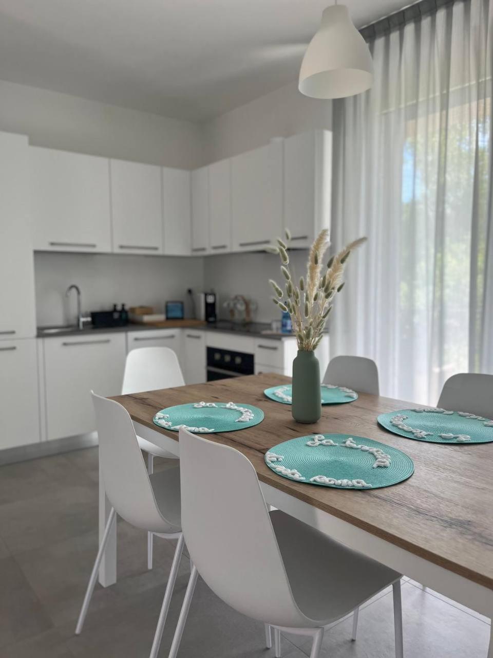 Apartmán "La Terrazza Di Via Roma" Delta Del Po - Private Parking Porto Viro Exteriér fotografie